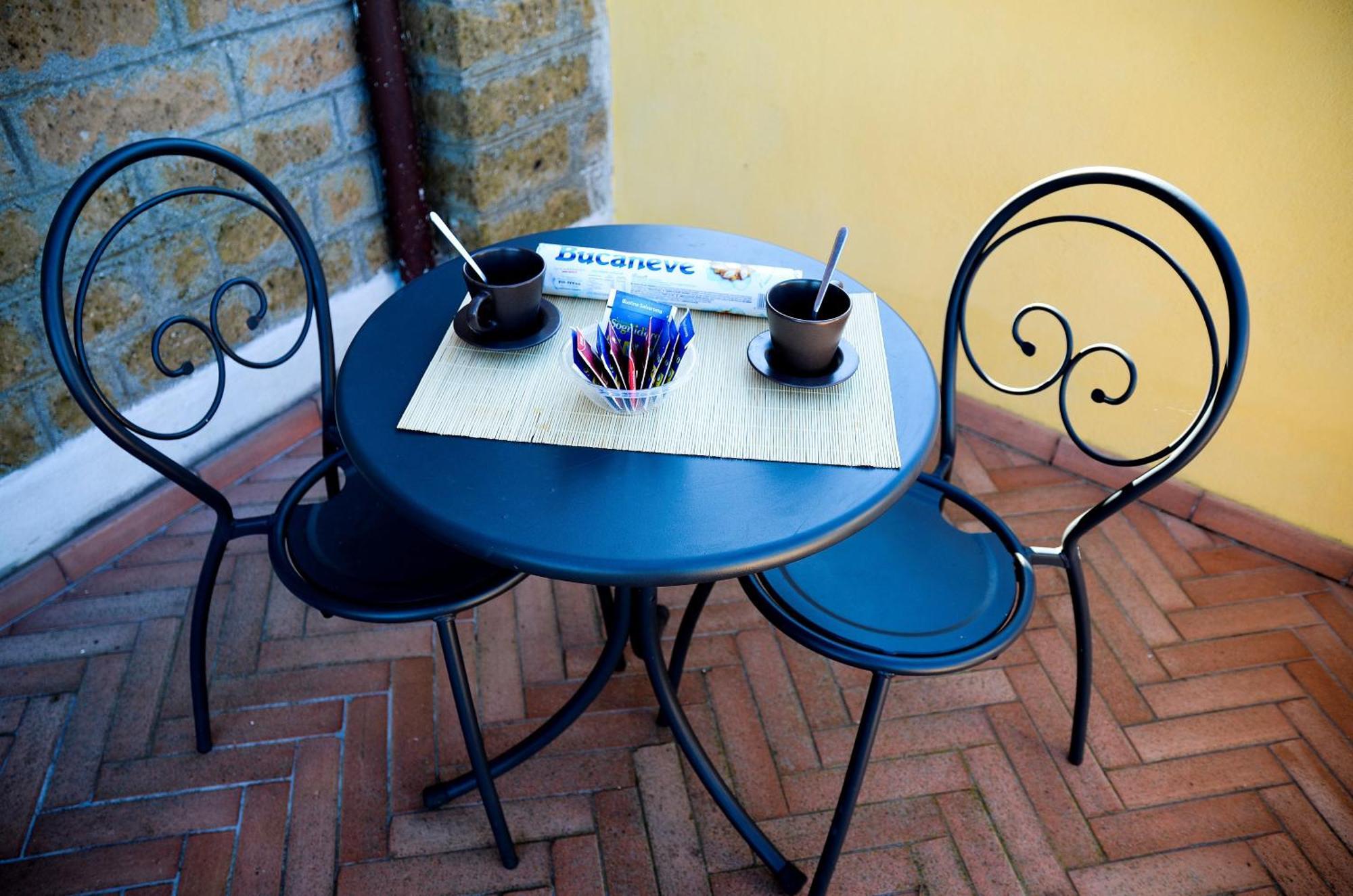 Le Suite Bracciano Ruang foto