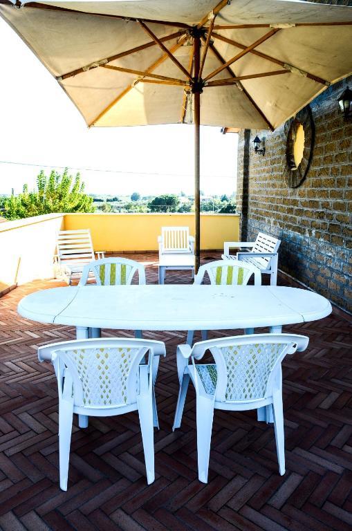 Le Suite Bracciano Ruang foto