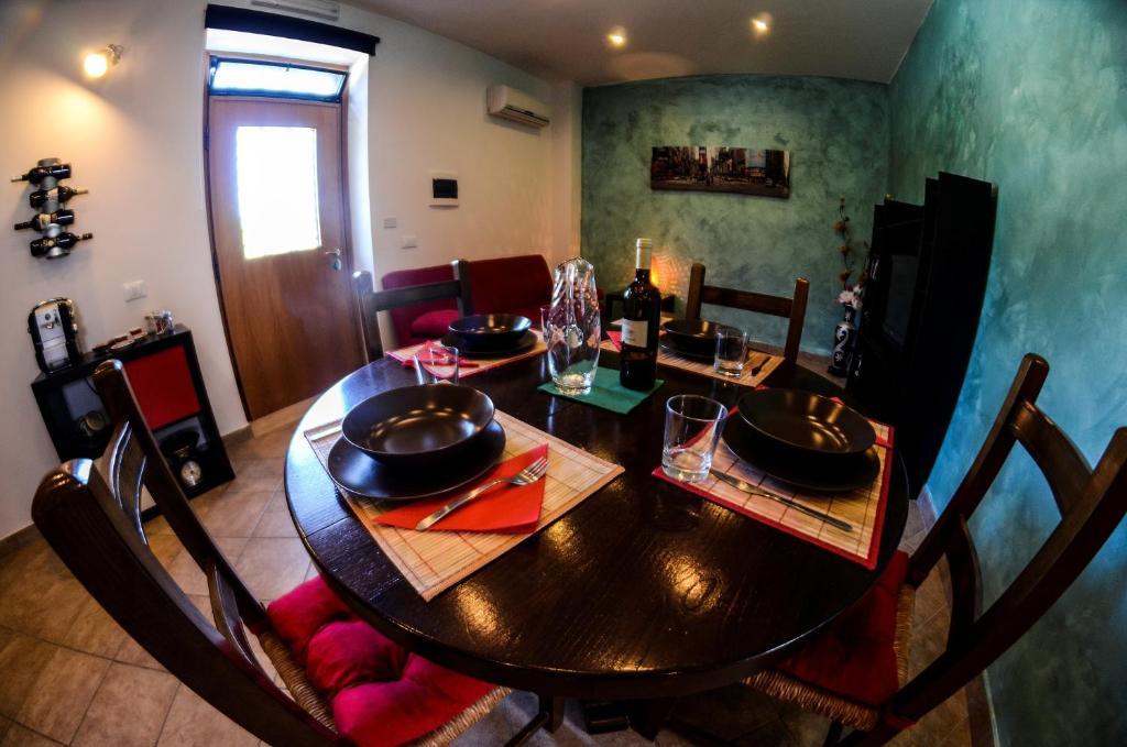 Le Suite Bracciano Ruang foto